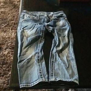 Miss Me capri jeans